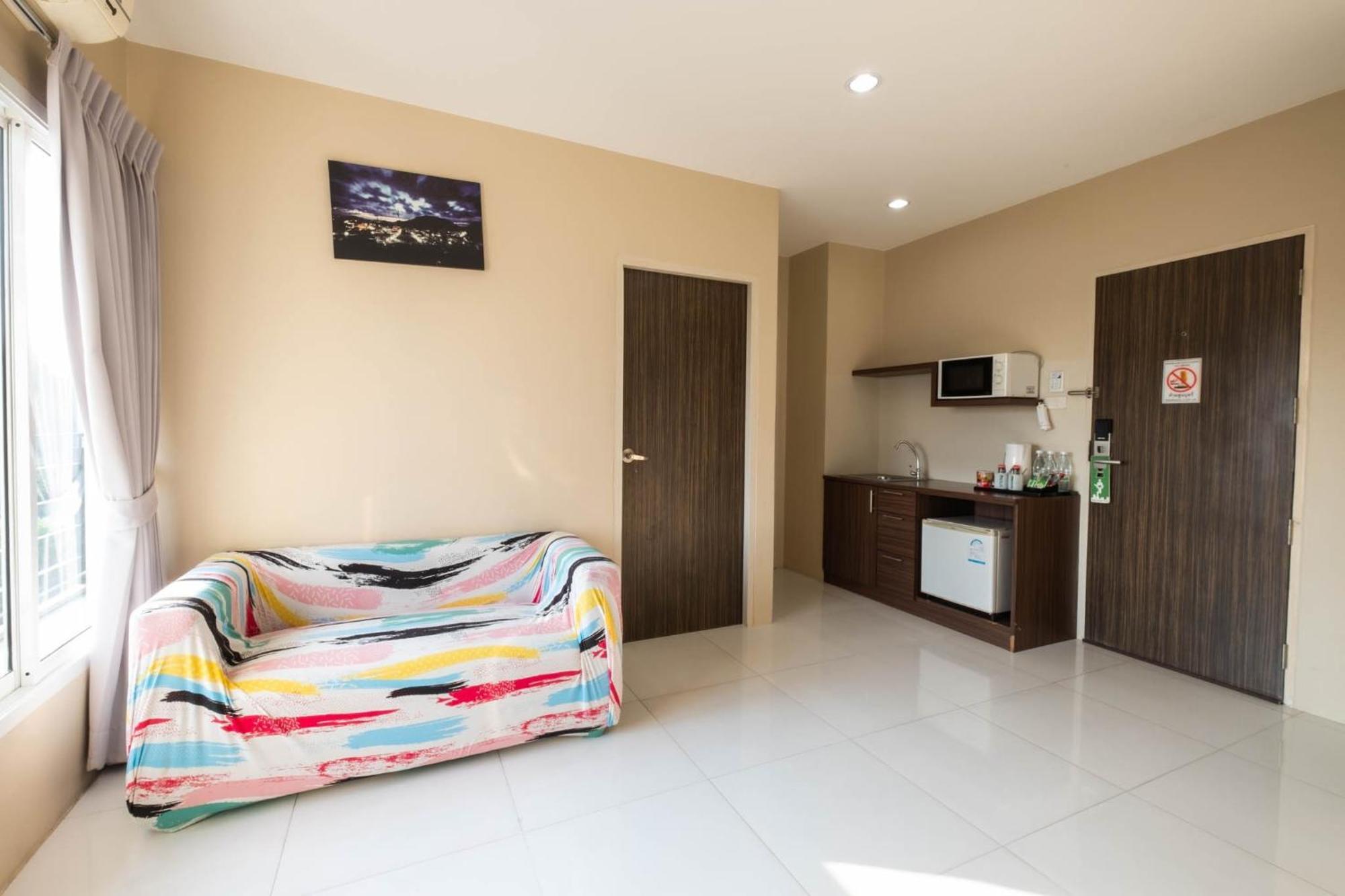 Khao Rang Place Phuket Exterior foto