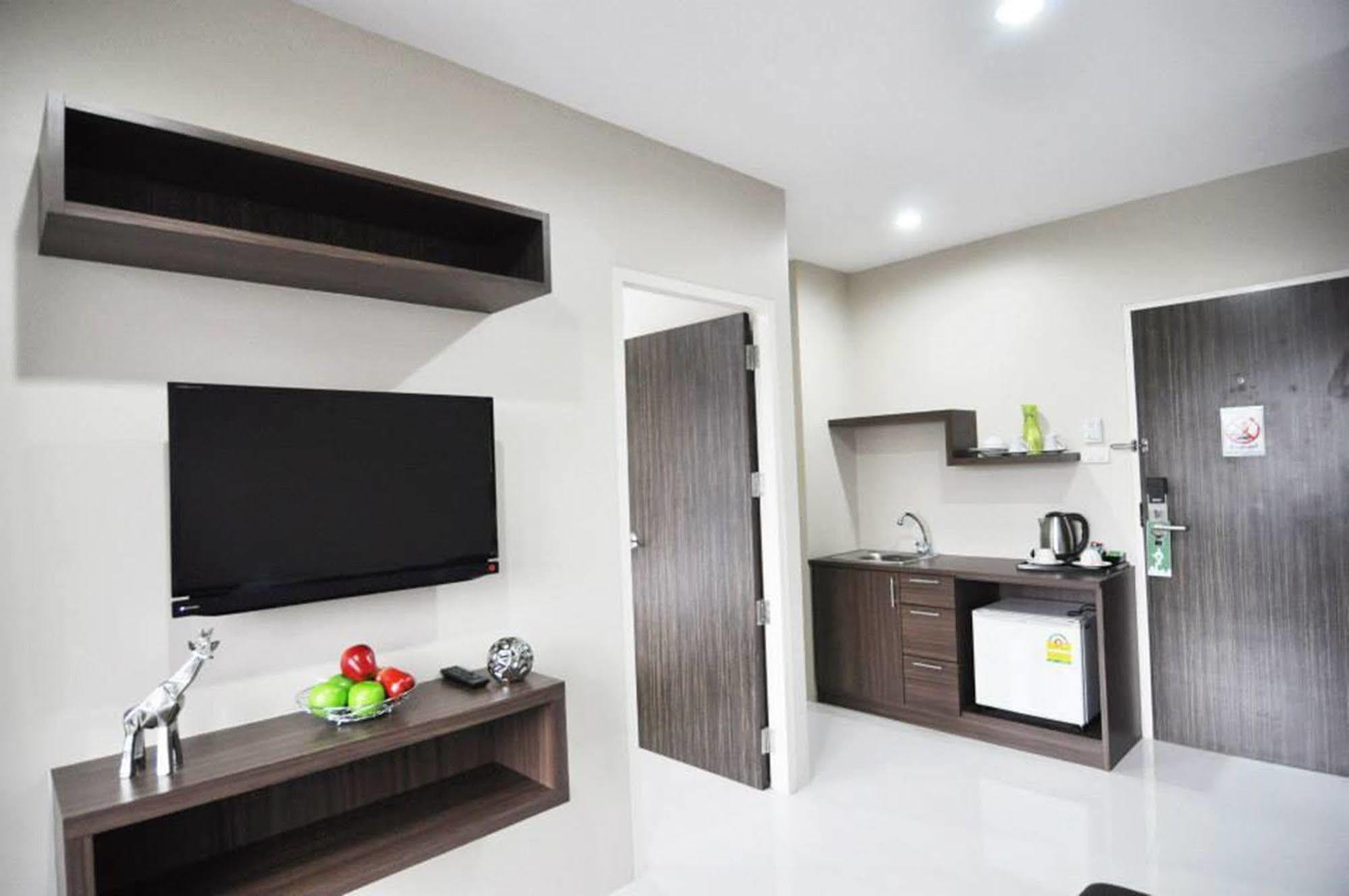 Khao Rang Place Phuket Exterior foto