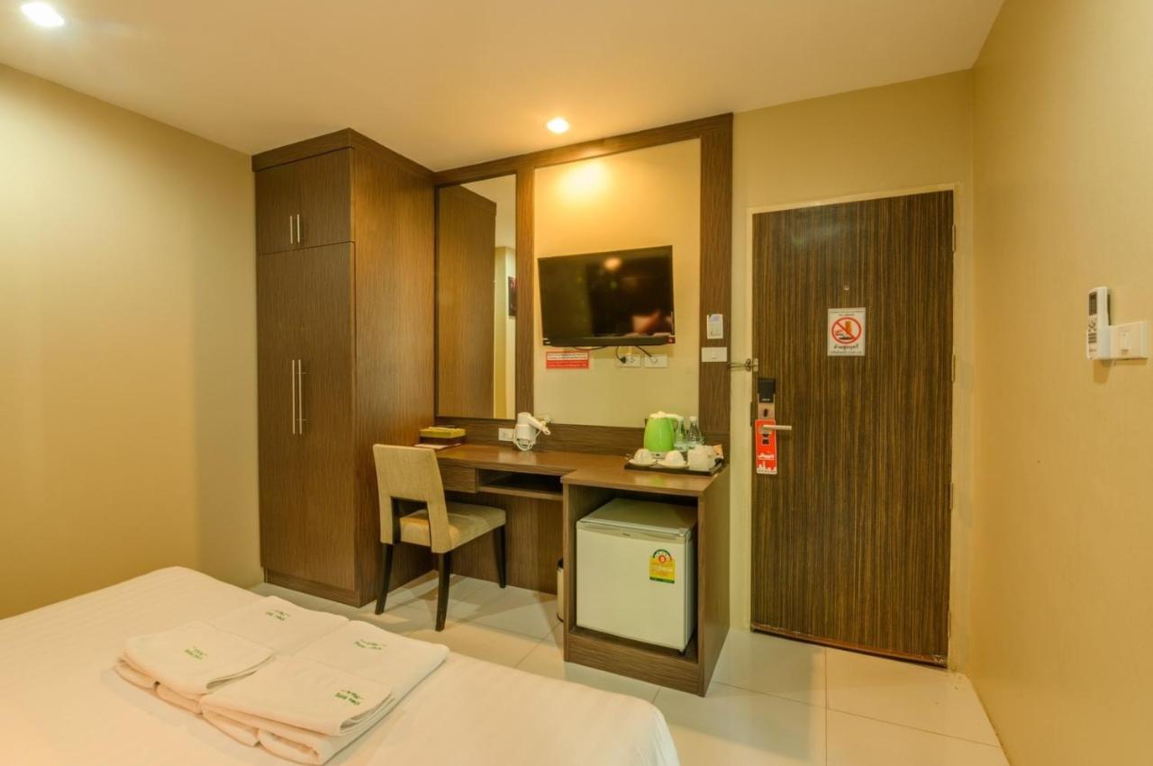 Khao Rang Place Phuket Exterior foto
